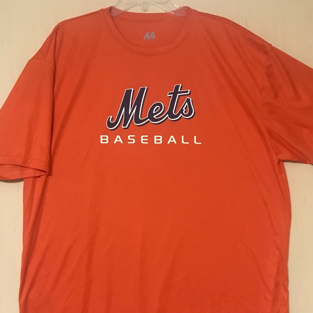New York Mets Dry-Fit T-shirt  Adult Size: XL